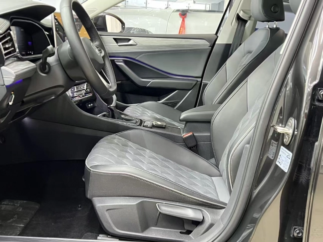 Volkswagen SAGITAR HIGH 2022