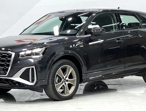 Audi Q2L 2023