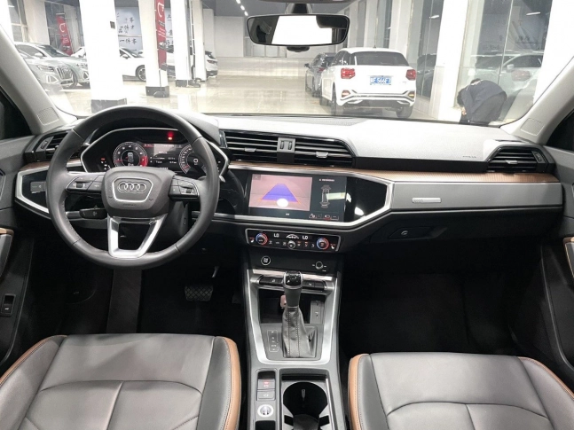 Audi Q3 Urban Elegance Turbo 2022
