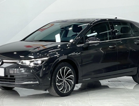 Volkswagen Golf 2023