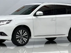 MITSUBISHI OUTLANDER  2022