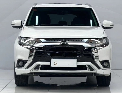 MITSUBISHI OUTLANDER 2022