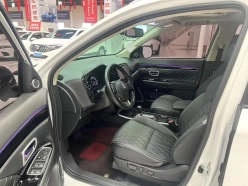 MITSUBISHI OUTLANDER  2022