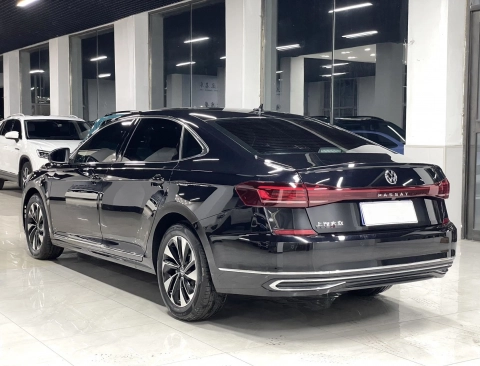 Volkswagen Passat 2023