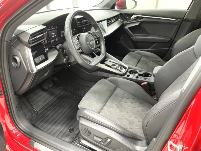 Audi A3L Limousine 35 TFSI Luxury Sport Turbo 2021