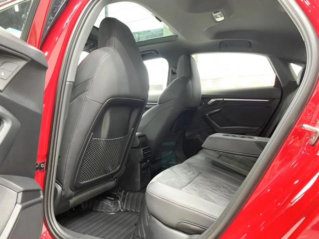 Audi A3L Limousine 35 TFSI Luxury Sport Turbo 2021