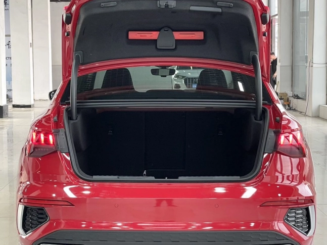 Audi A3L Limousine 35 TFSI Luxury Sport Turbo 2021