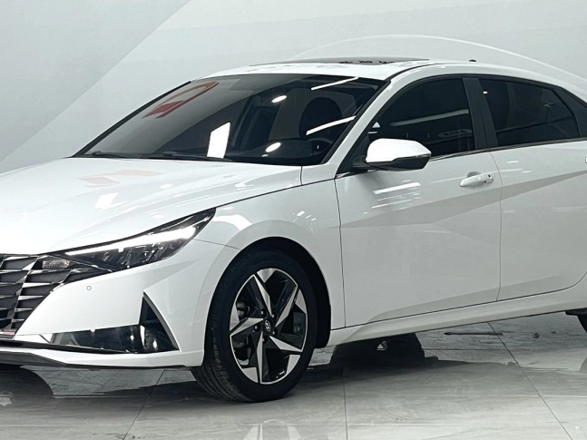 Hyundai Elantra GLX Elite 2023
