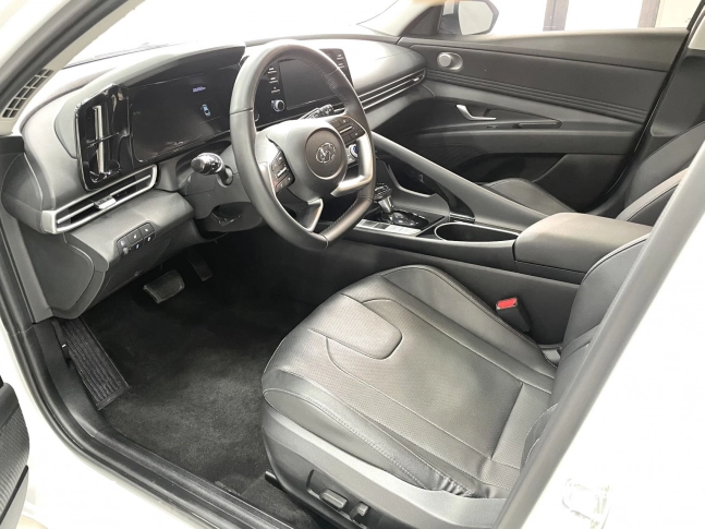 Hyundai Elantra GLX Elite 2023
