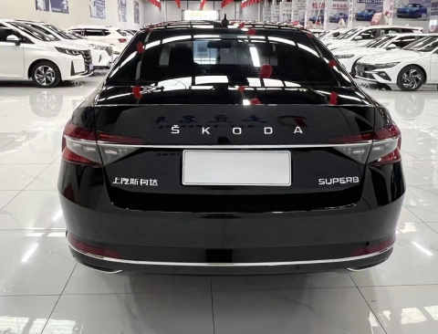 SKODA SUPERB 2024