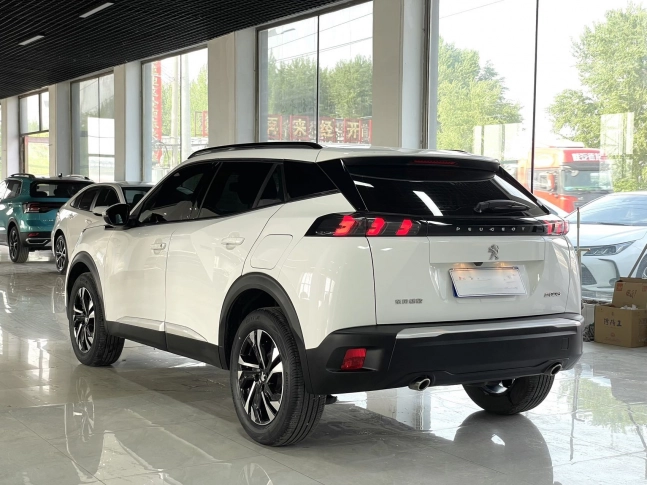 Peugeot 2008 230THP THE ONE TURBO 2023
