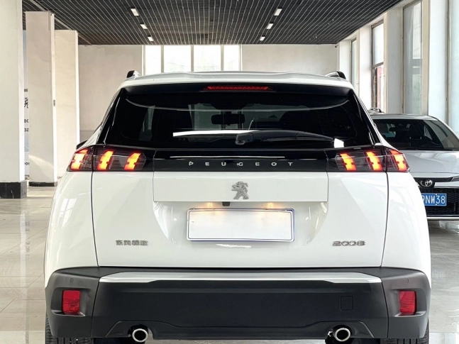 Peugeot 2008 230THP THE ONE TURBO 2023