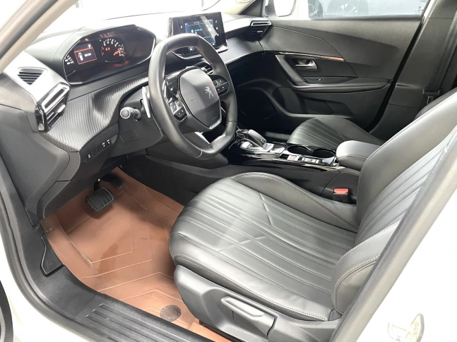 Peugeot 2008 230THP THE ONE TURBO 2023