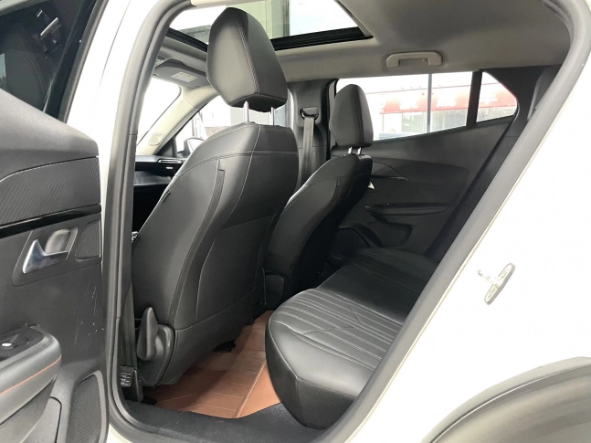 Peugeot 2008 230THP THE ONE TURBO 2023