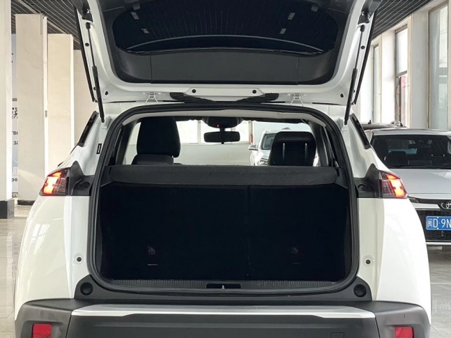 Peugeot 2008 230THP THE ONE TURBO 2023