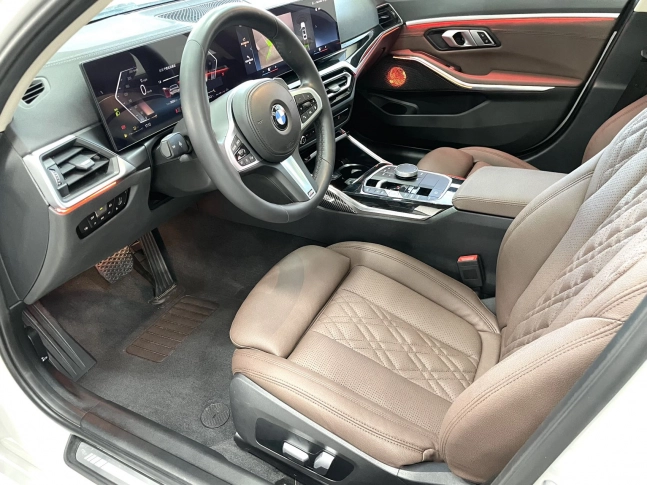 BMW 3 Series 320Li M Sport Turbo 2023