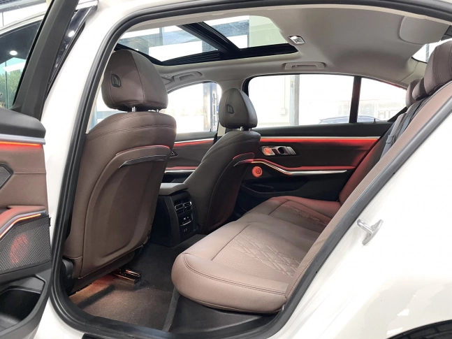 BMW 3 Series 320Li M Sport Turbo 2023