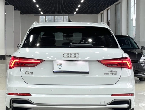 Audi Q3 2022