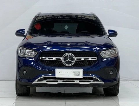 Mercedes-Benz GLA180 2022