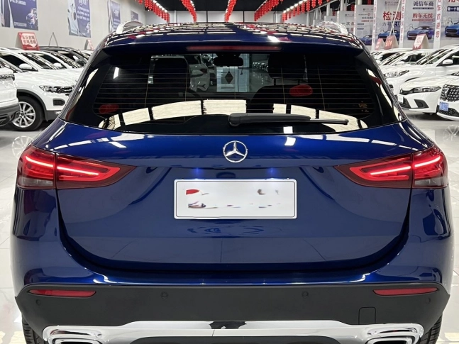 Mercedes-Benz GLA180 Turbo 2022