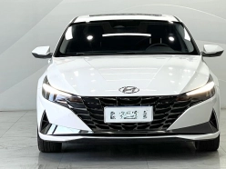 Hyundai Elantra 240TGDi Lux Turbo 2022