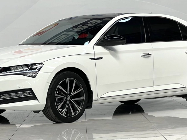SKODA SUPERB 280TSi DSG Turbo 2023