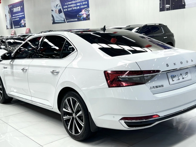 SKODA SUPERB 280TSi DSG Turbo 2023