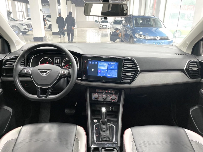 Jetta VS7 Auto Joy Turbo 2022