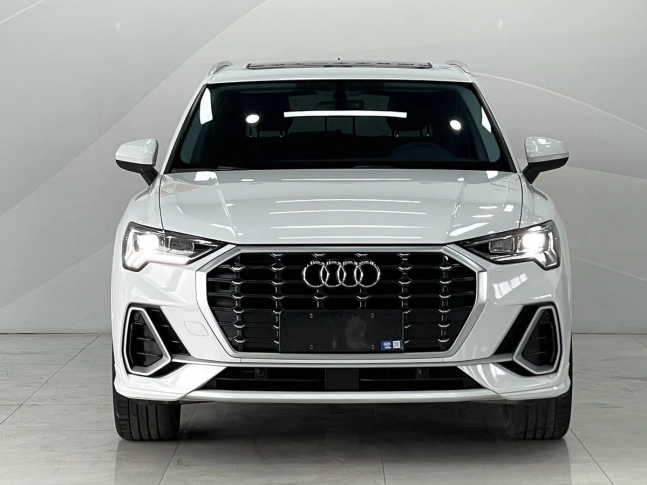 Audi Q3 Sporty Dynamic 35 TFSI Turbo 2022