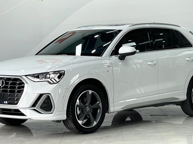 Audi Q3 Sporty Dynamic 35 TFSI Turbo 2022