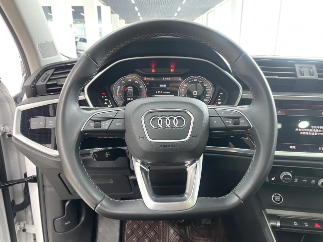 Audi Q3 Sporty Dynamic 35 TFSI Turbo 2022