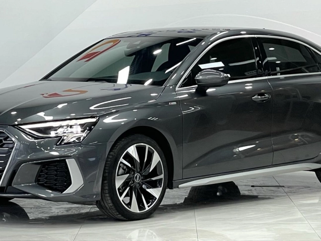 Audi A3L Limousine Sport (рестайлинг) 35TFSI Тurbo 2023