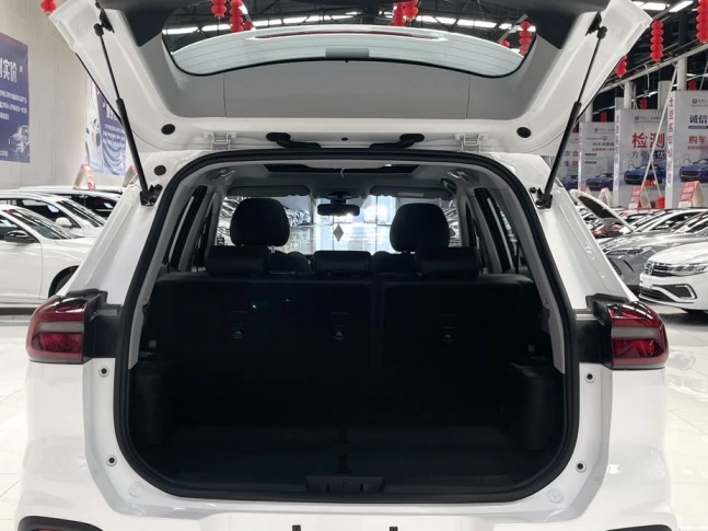 Chery Tiggo 8 Zunchong (5-местная версия) TCi 2023